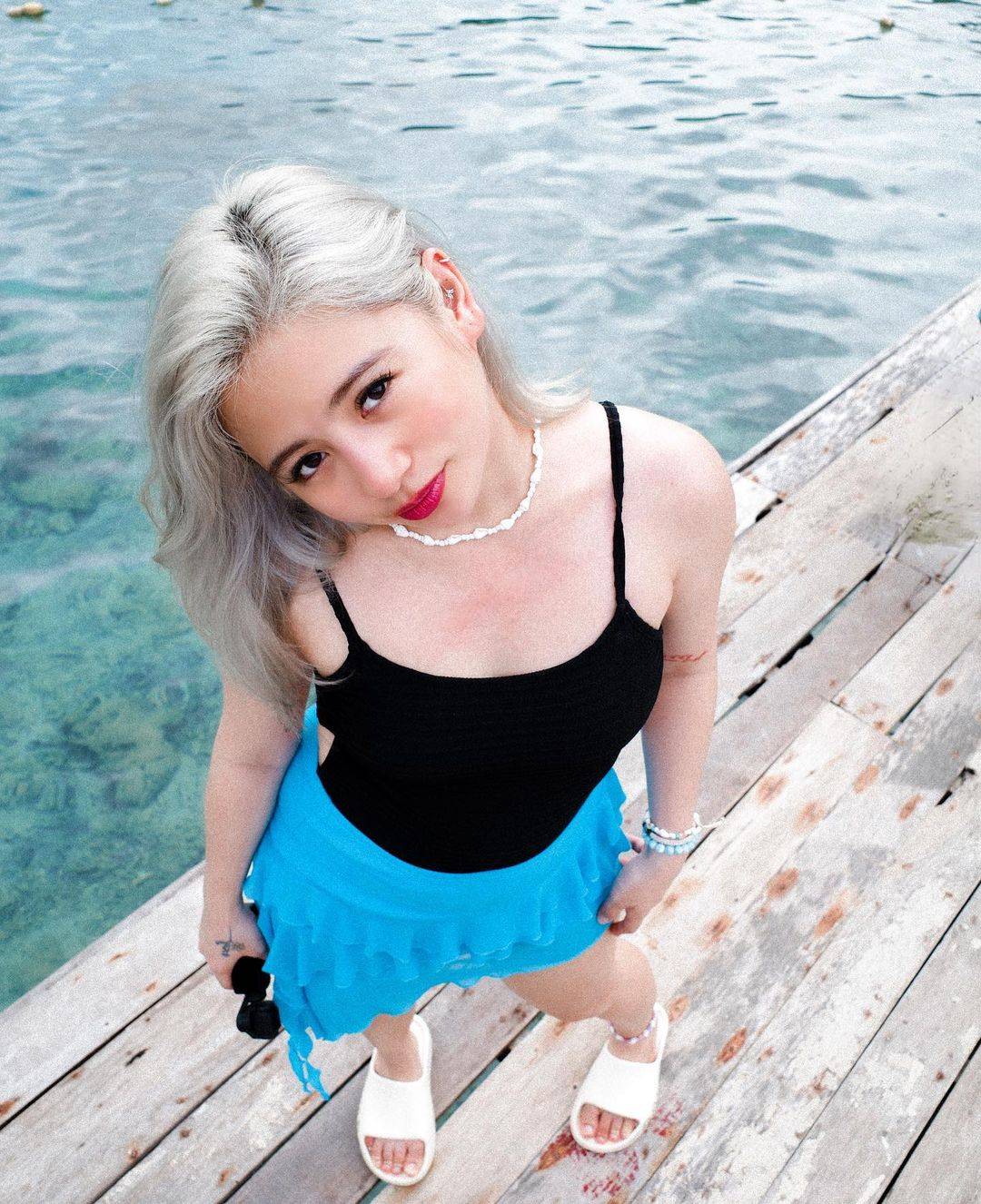 Ella Cruz